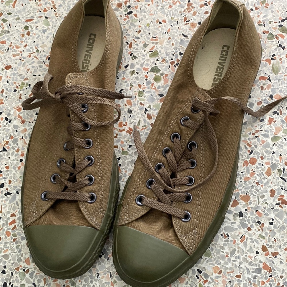EUC Olive Green Chuck Taylor